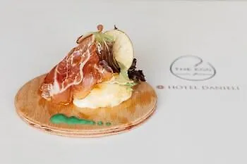 Отель Danieli, Venezia, A Four Seasons