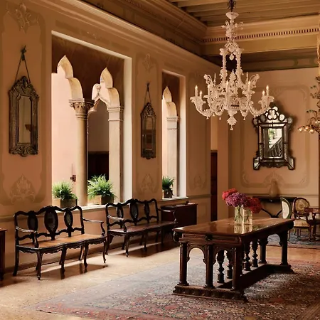 Hotel Danieli, Venezia, A Four Seasons 5*