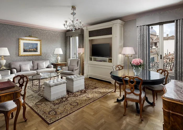 Danieli, A Four Seasons Hotel, Hotel