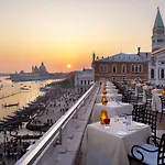 Danieli, A Four Seasons Hotel, 酒店 5*